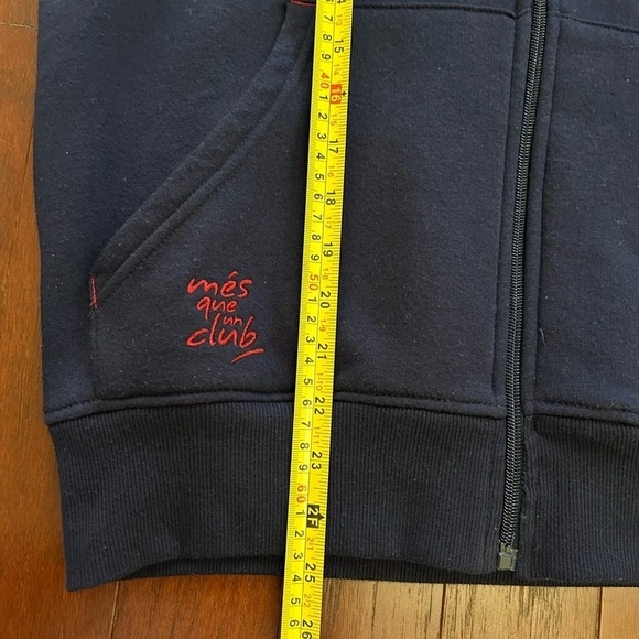 FC Barcelona Camp Nou Size Medium Blue Full Zip Hoodie Sweatshirt Embroidery - Picture 7 of 10